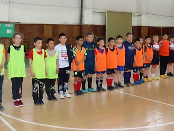 На базе ДЮСШ прошёл районный турнир по мини - футболу в возрастной группе 2013 - 2012 года рождения, посвященный Дню Победы
