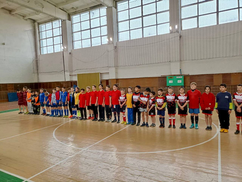 В минувшие выходные в детско-юношеской спортивной школе села Питерка состоялся турнир по мини-футболу среди мальчиков 2009 - 2011 года рождения