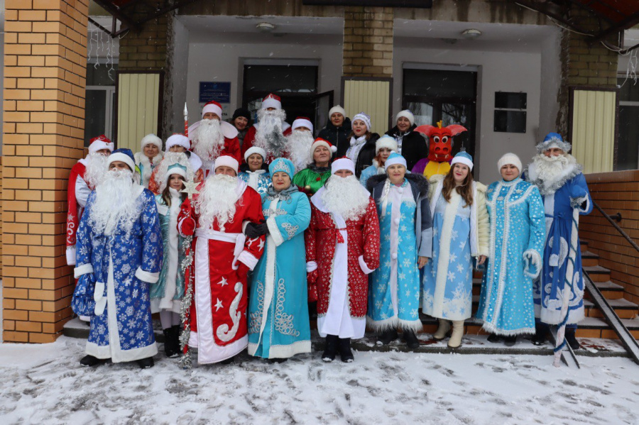  В Питерке состоялся новогодний флешмоб