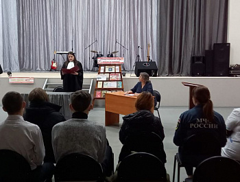 17 и 18 ноября, в рамках Международного дня отказа от курения, в Мироновском СДК состоялись необычные судебные заседания "Суд над сигаретой" в форме театрализованного представления