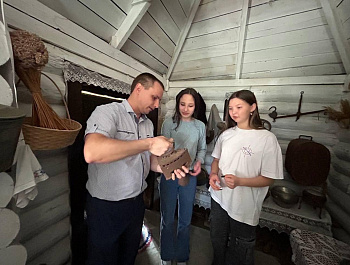 Студенты Питерского агропромышленного лицея посетили этнокультурный комплекс «Питерская мельница»